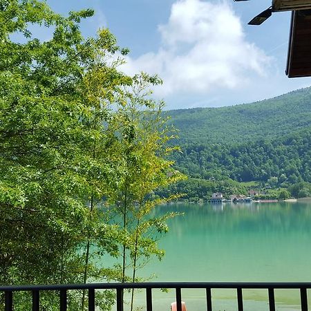 Les Sirenes Hotel Lepin-le-Lac Екстериор снимка