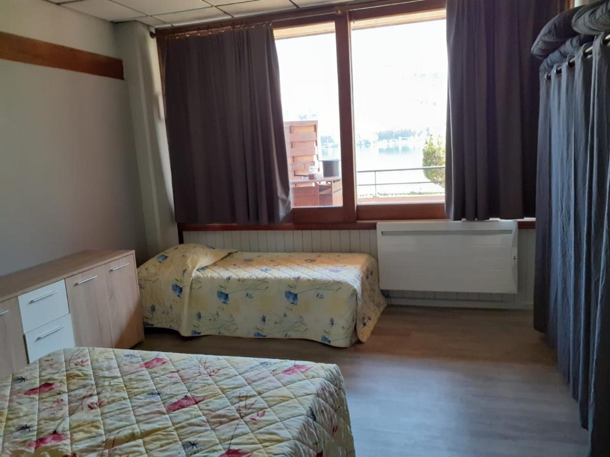 Les Sirenes Hotel Lepin-le-Lac Екстериор снимка