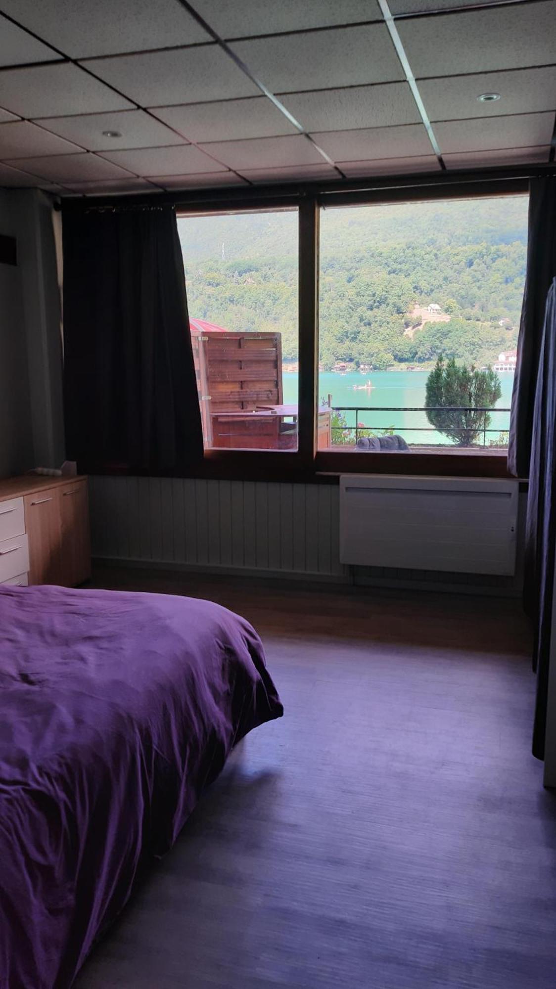Les Sirenes Hotel Lepin-le-Lac Стая снимка