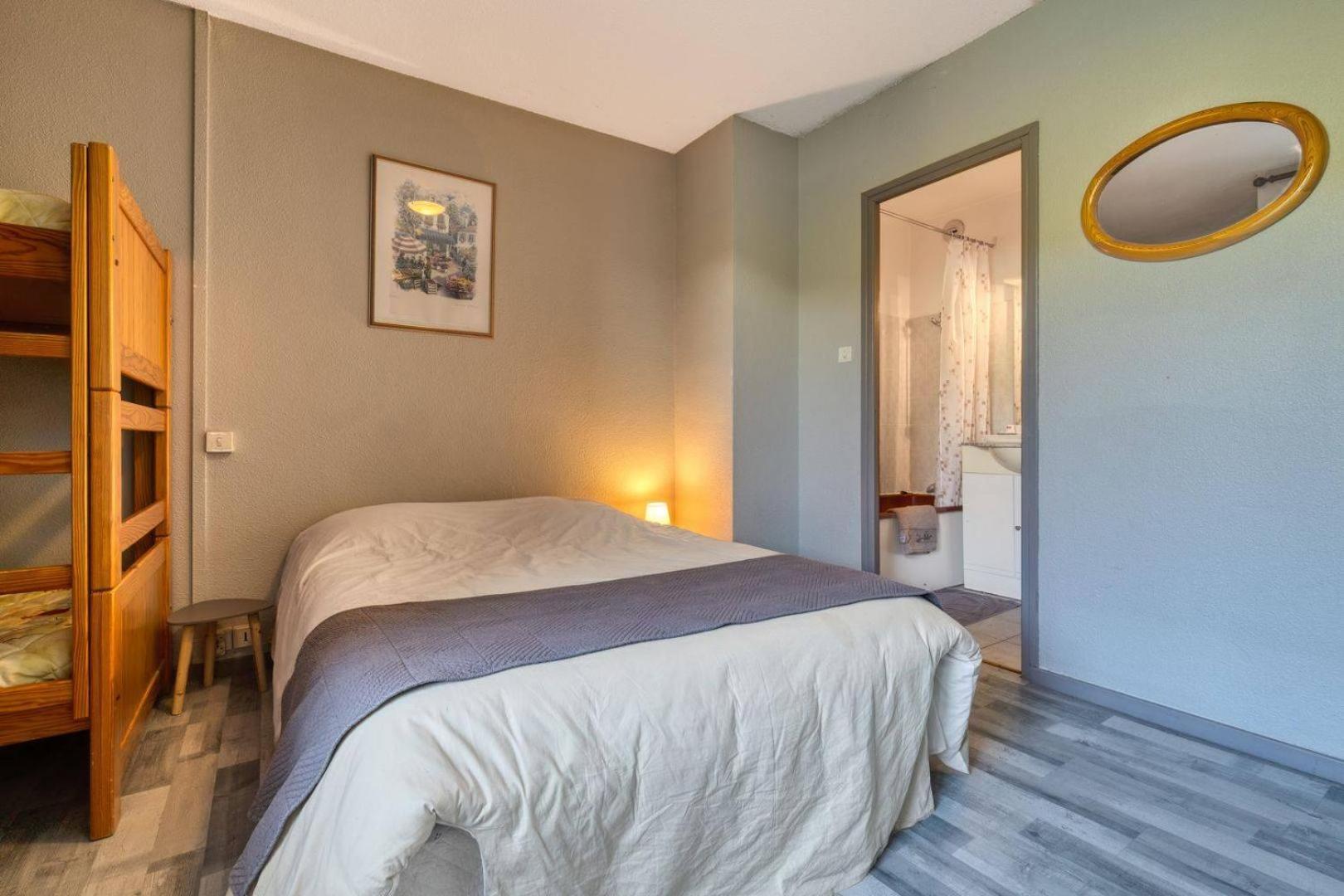 Les Sirenes Hotel Lepin-le-Lac Екстериор снимка
