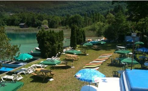 Les Sirenes Hotel Lepin-le-Lac Екстериор снимка